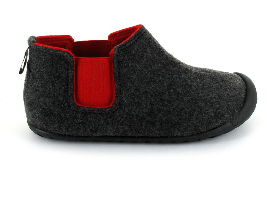 Women GUMBIES Australian Shoes | Gumbies Men Women Slippers 'Brumby', Charcoal-Red